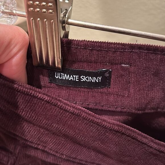 Calvin Klein woman's  burgamdy corduroy pants - Picture 9 of 13